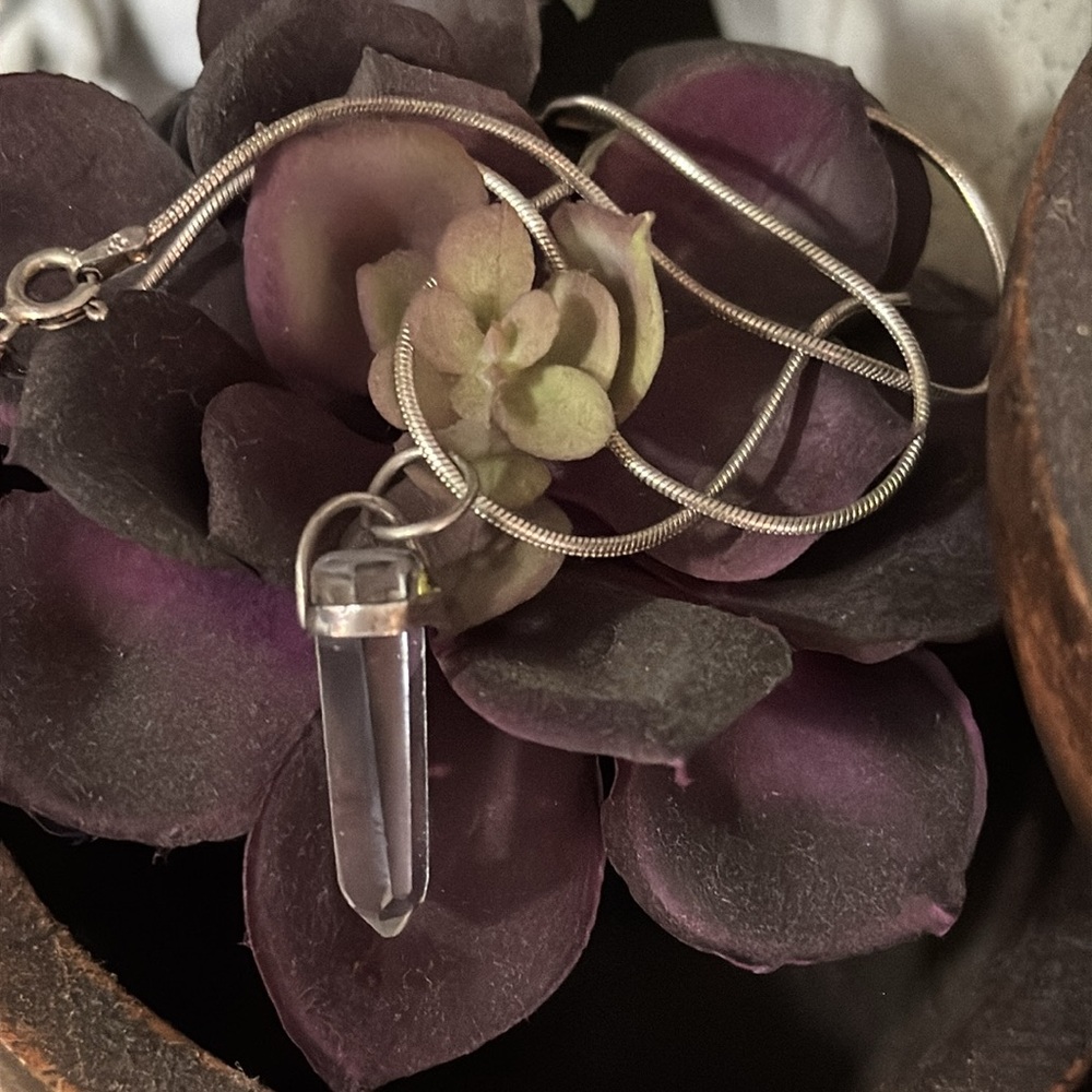 Gorgeous Quartz Crystal Pendant With Sterling Silver Chain-Gently Used